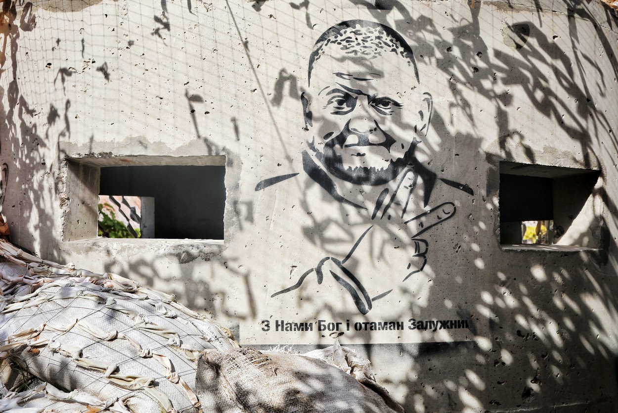 Grafit posvećen generalu Zalužnom u Hersonu u Ukrajini