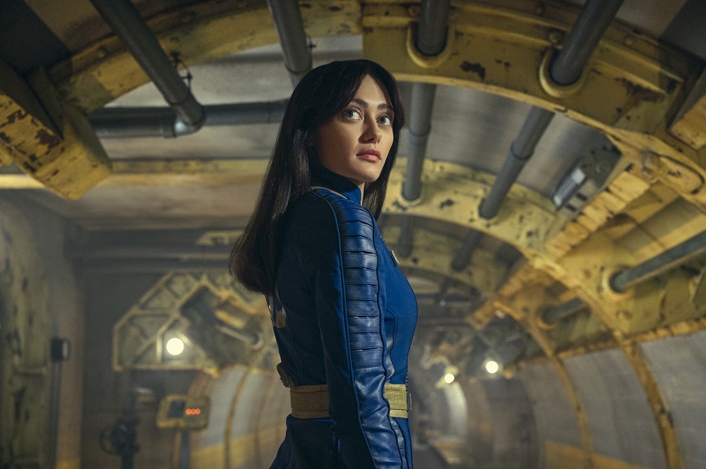 Ella Purnell u sceni iz prve sezone serije Fallout, po serijalu video-igara